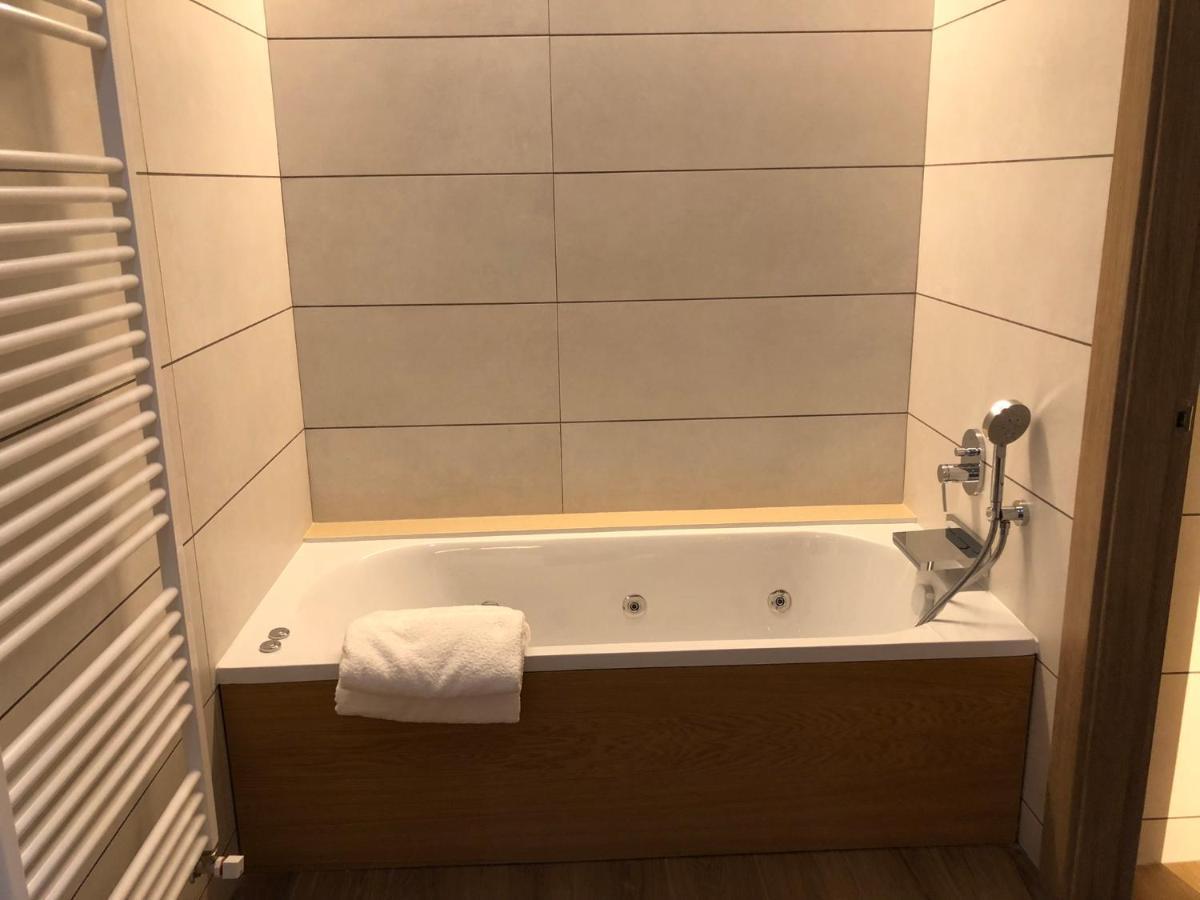 Hotel Monte Perdido บีเอลซา ภายนอก รูปภาพ